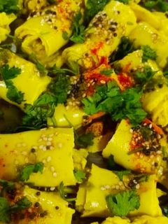 ખાંડવી (Khandvi Recipe in Gujarati) રેસીપી મુખ્ય ફોટો