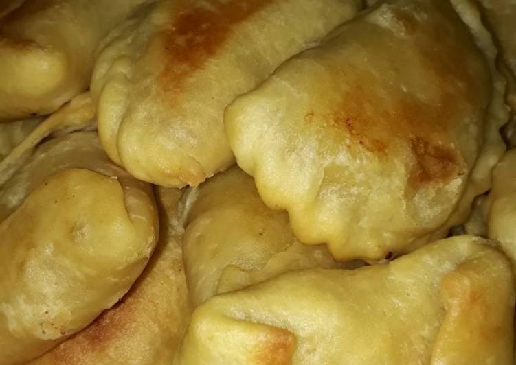 Langkah Mudah untuk Membuat Pastel/Martabak kentang ekonomis Anti Gagal