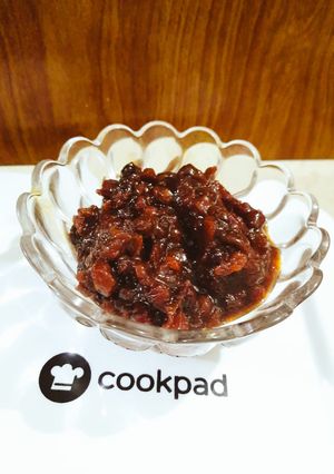 A picture of Falsay ki chutney.