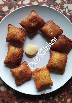 A picture of Bread samosa.