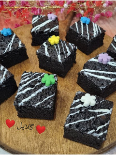 عکسی از دستور کیک براونیز شکلاتی 😋 (روز جهانی زن و عید نیمه شعبان)