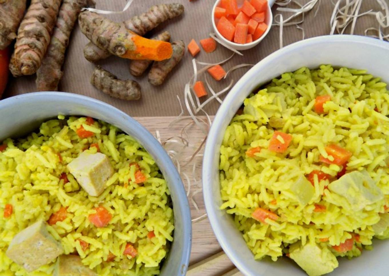 Arroz basmati con cúrcuma y leche de coco