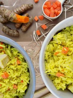 Una foto de Arroz basmati con cúrcuma y leche de coco