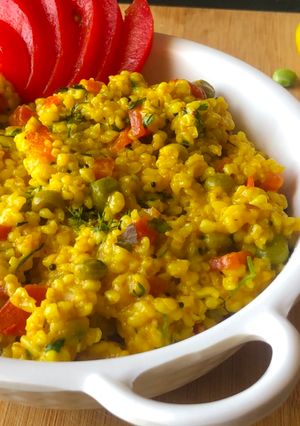 A picture of Mix veg daliya pulao.