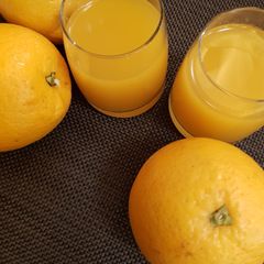 A picture of Fresh orange juice.