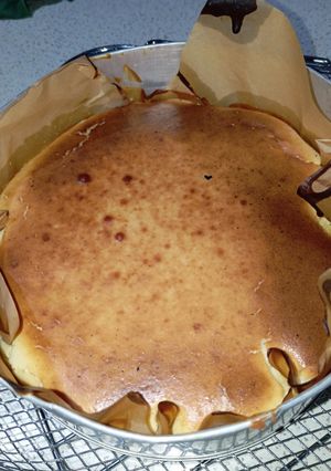 A picture of Burnt Basque Cheesecake.