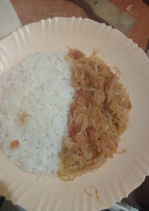 A picture of Fried cabbage and rice.