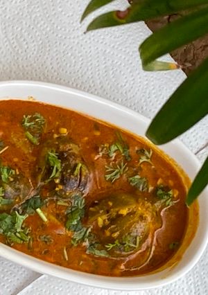 રીંગણ ના રવૈયા (Stuffed Brinjal Recipe In Gujarati) રેસીપી મુખ્ય ફોટો