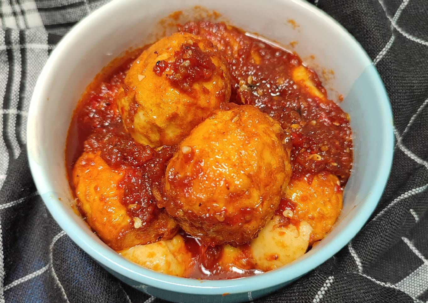 Telur Ayam Balado