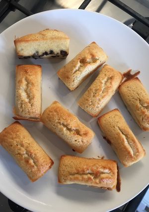 Une photo de Financiers (au chocolat) 12 minis financiers environ