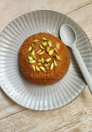 A picture of Badam Sheera.