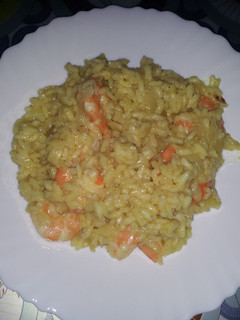 Una foto de Risotto de langostinos con leche de coco