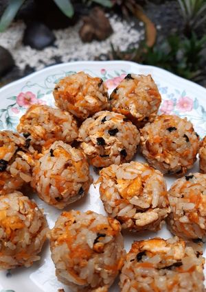 Foto resep Jumeok-Bap / Jumeokbap Nasi Kepal Korea