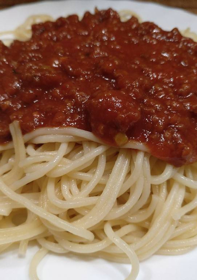 Una foto de Espaguetis con salsa de tomate y soja