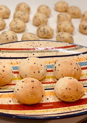 Hình của món Bánh mỳ mochi mè Cona Hàn Quốc.