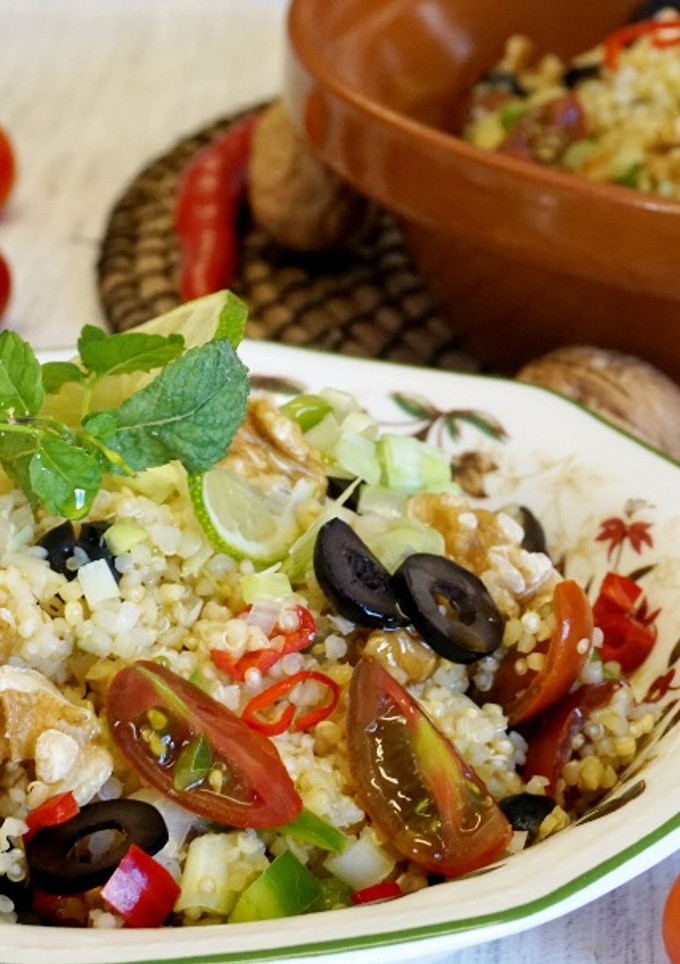Una foto de Ensalada de quinoa y bulgur