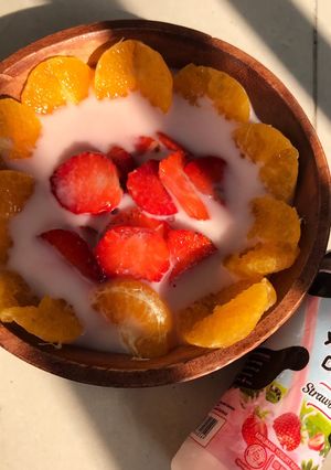 Foto resep YOSTRORUK (Yogurt Strawberry Jeruk)