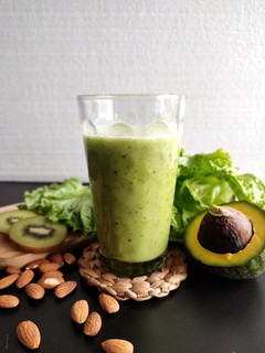 Foto resep Green Smoothies with Almond Mylk