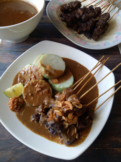 Foto resep Sate Daging Sapi Kuah Kacang