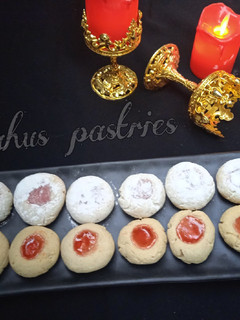 A picture of Thumbprint cookies.