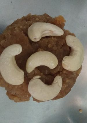 कणकेचा शिरा रेसिपी चे मुख्य फोटो 