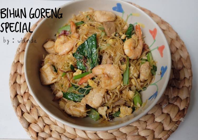 Cara Gampang Membuat Bihun Goreng Special Lezat