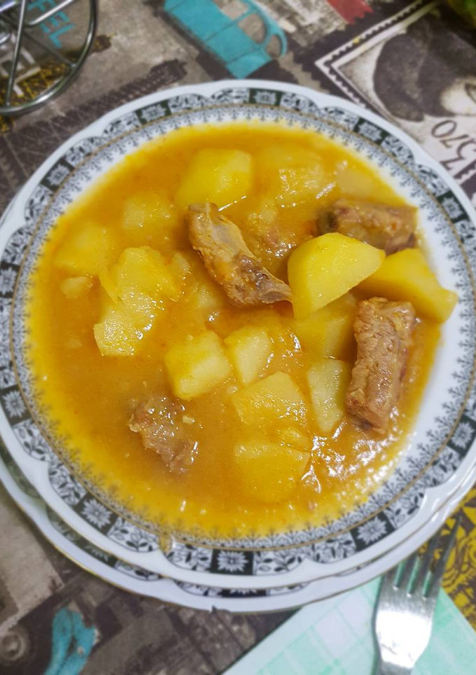 Una foto de Patatas guisadas con carne
