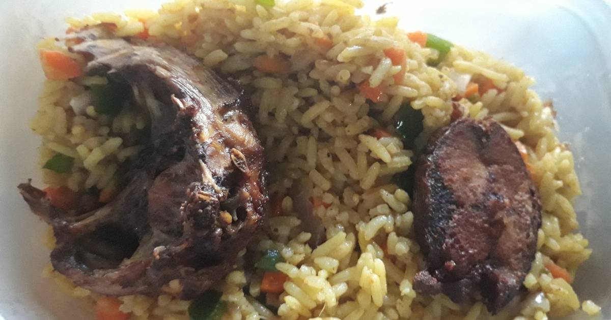 Grilled fish with fried rice Recipe by Sommy - Cookpad