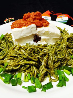 A picture of Vegetable Paneer chowmein.
