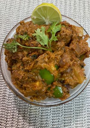 A picture of Cauliflower aloo tikka masala.