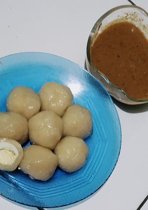 Foto resep Cilok isi telur puyuh bumbu pecel