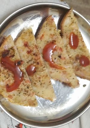 A picture of French toast.