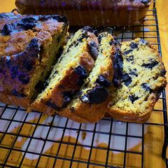 A picture of Cookies & Cream loaf cake(oil base).