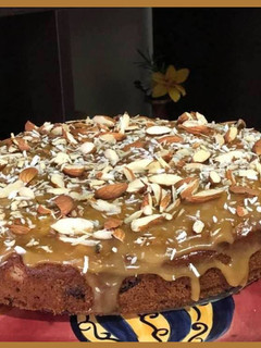 A picture of Moist dates and nuts cake.