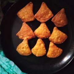 A picture of Kuttu atta nimki.