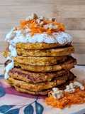 Hotcakes de zanahoria y avena sabor "carrot cake" en versión saludable 🥕
