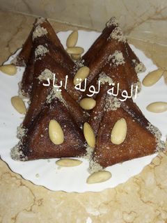 صورة لوصفة صامصة باللوز