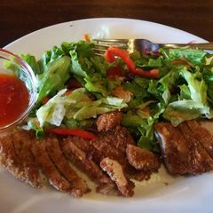 A picture of Fried Chicken with Vegetables.