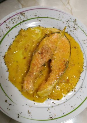 Una foto de Salmón a la naranja