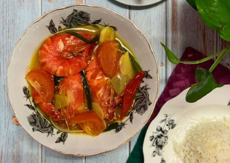 Sour Plum Prawns
