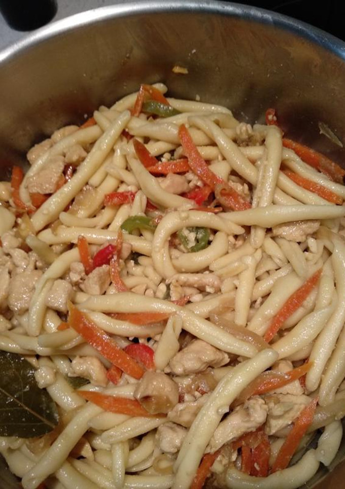 Una foto de Pasta oriental