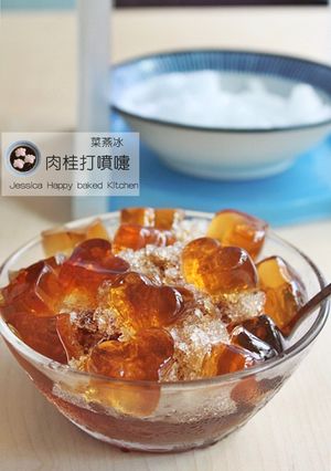 A picture of Traditional Agar Jelly with Winter Melon Tea.