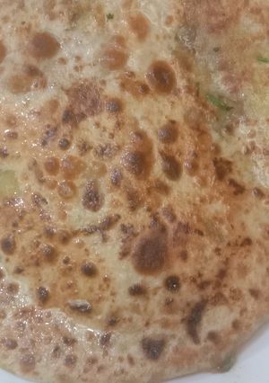A picture of Aloo parantha.