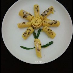 A picture of Khandvi.