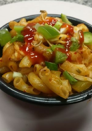 A picture of Spicy macaroni.