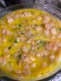 Camarones a la mantequilla
