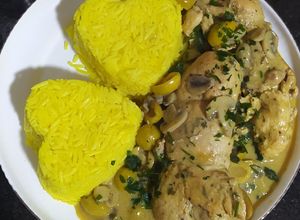 صورة لوصفة اسكالوب محشي بالجبن مع ارز بطعم الكركم (Escalope farcie au fromage et riz au curcuma)
