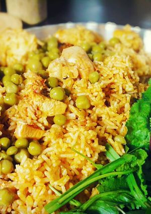 عکسی از دستور دم پخت مرغ و نخودفرنگی