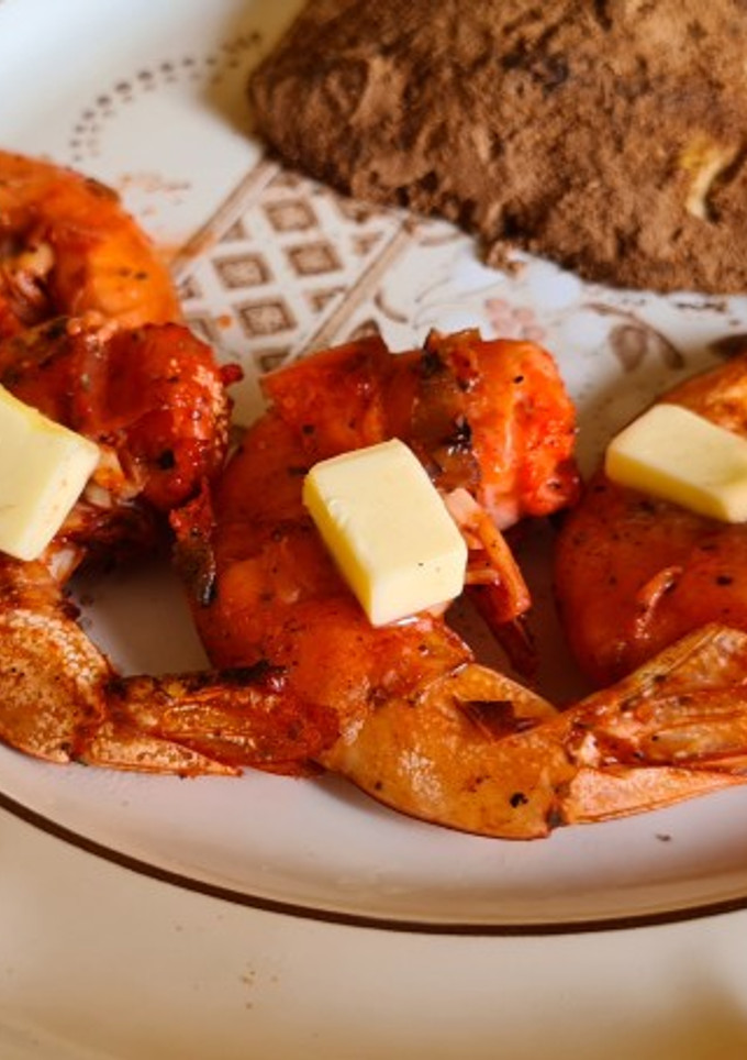 Una foto de Camarones Tikin Xic con piña a la canela