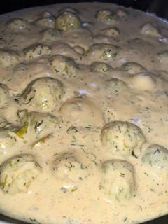 Kapros-tejszínes kelbimbó recept fotója